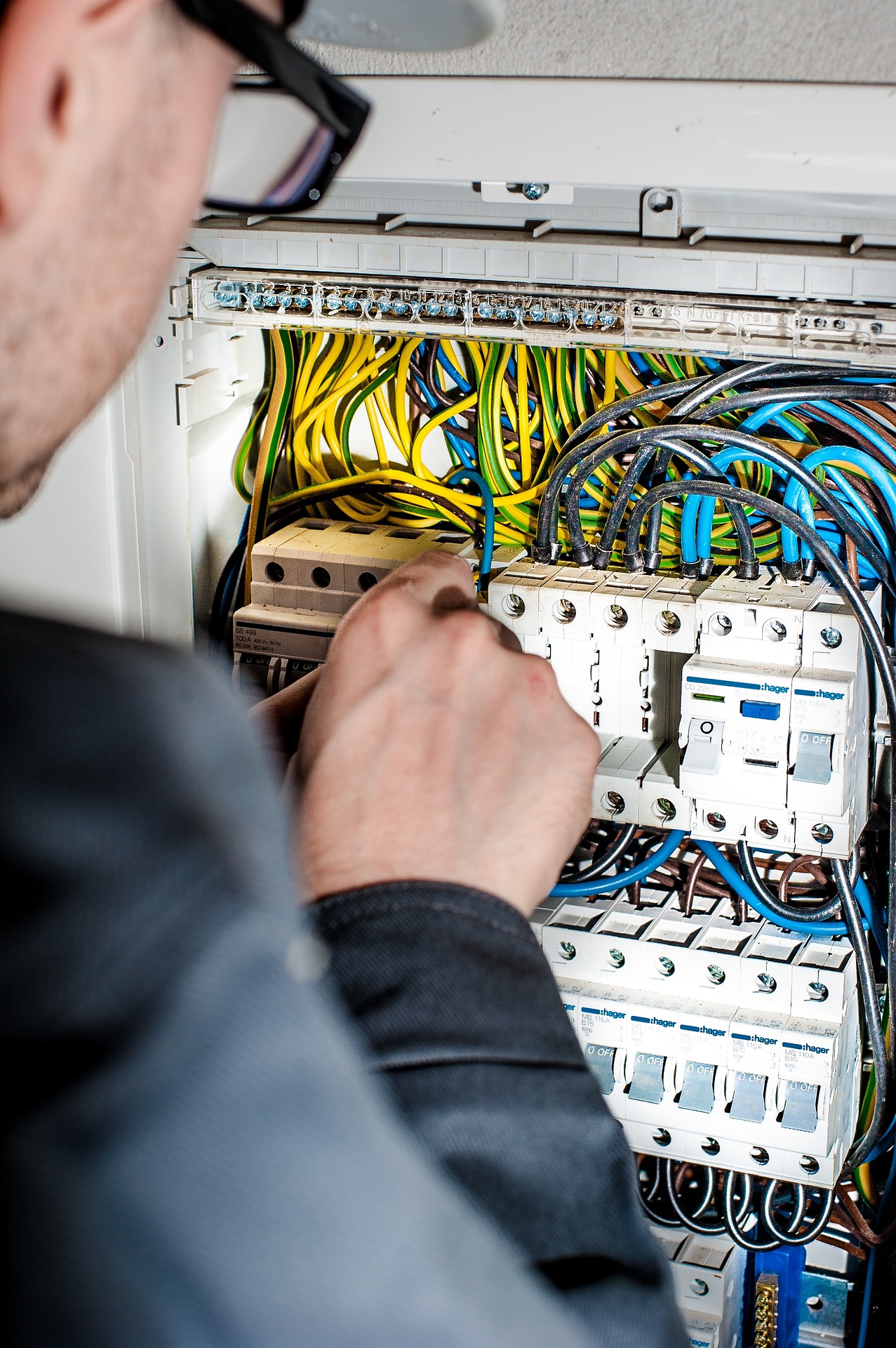 Elektrotechnik Expertise